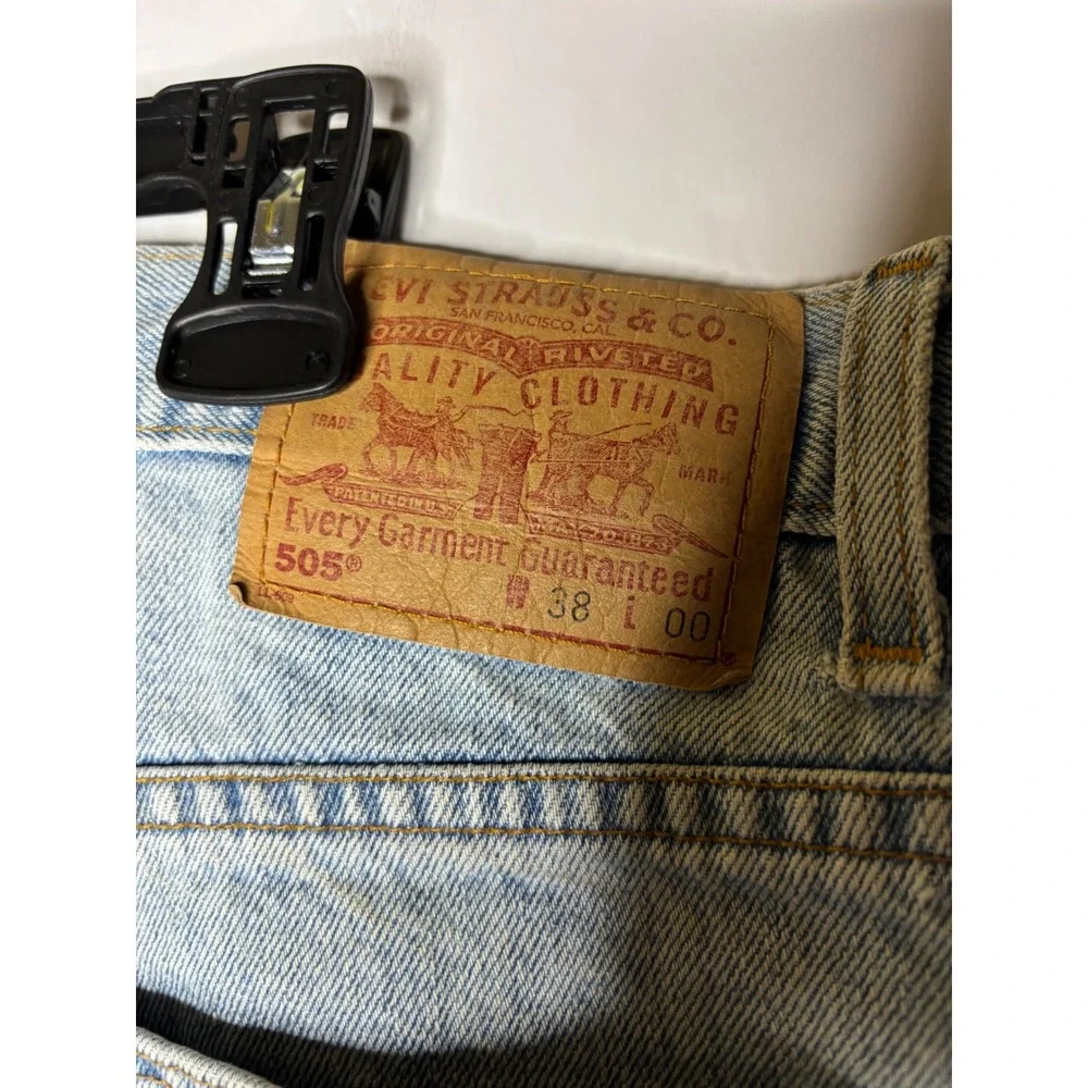 Levis 505 Regular Fit Vintage Denim Shorts Light‎ Wash Mens 38 distressed